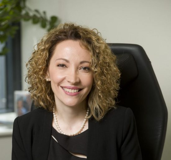 Ξένια Καπόρη (Roche): «Η φαρμακευτική δαπάνη αποτελεί επένδυση για την ελληνική οικονομία»