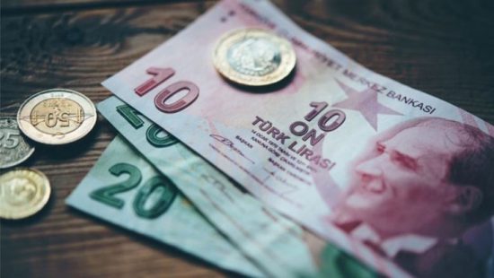 Υποχωρεί η τουρκική λίρα μετά τις ανακοινώσεις Ερντογάν