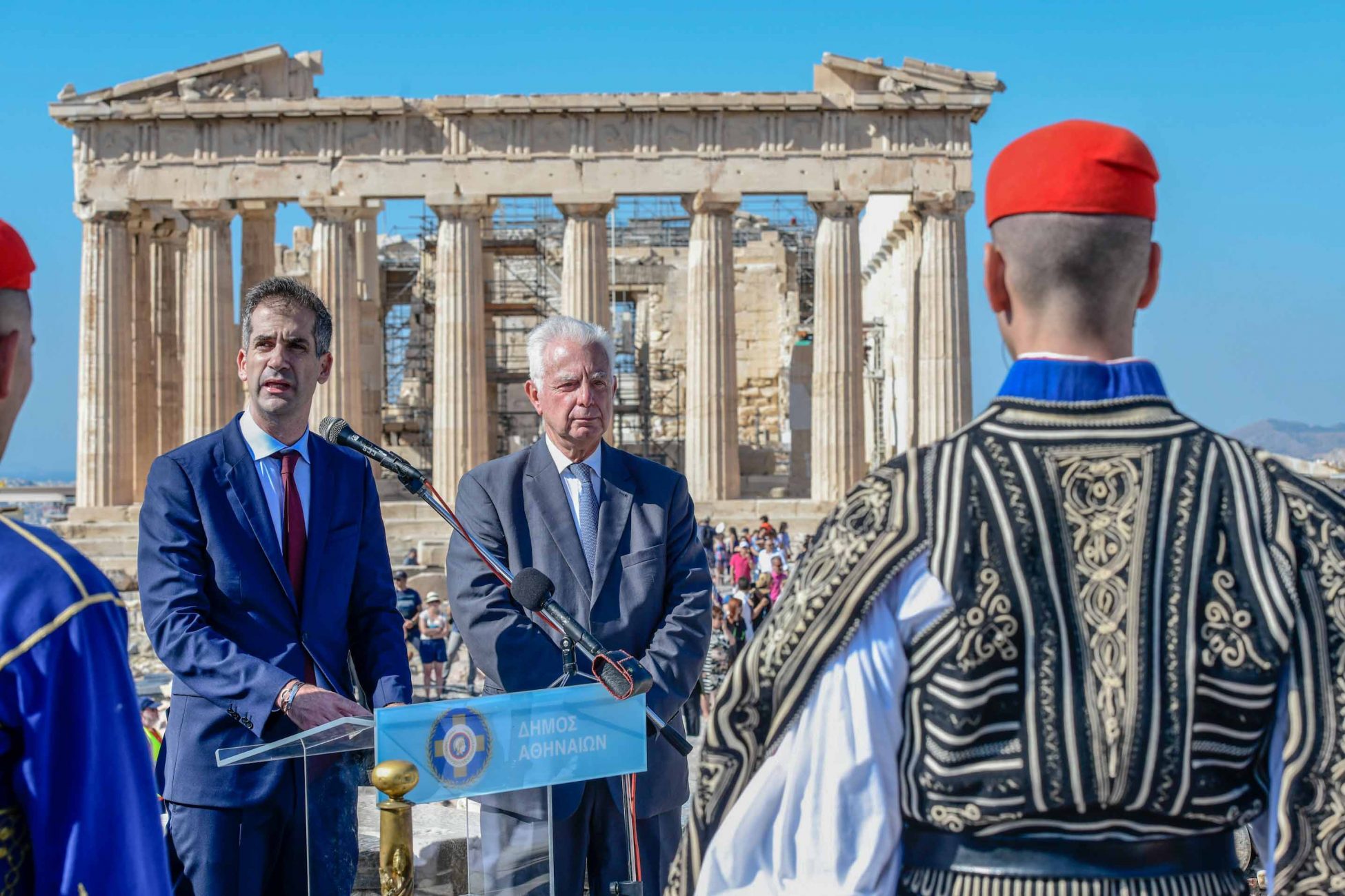 Μπακογιάννης: Την ιστορία της Αθήνας δεν την έγραψαν οι δρόμοι αλλά οι άνθρωποί της