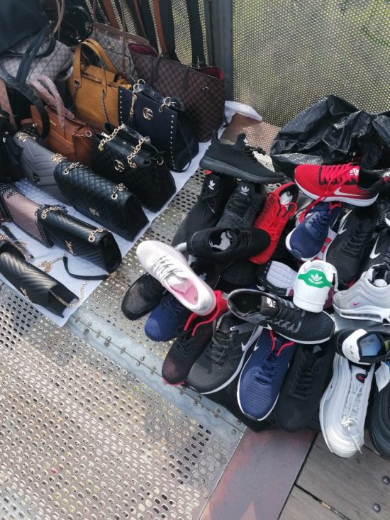 Ξεπερνούν τις 16.000 ευρώ τα πρόστιμα από τις επιχειρήσεις κατά του παραεμπορίου