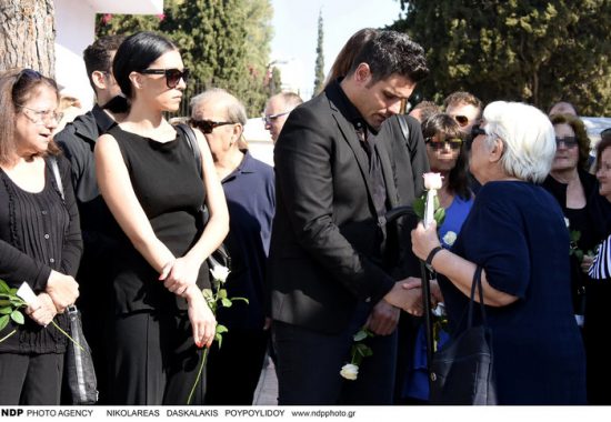 Δημήτρης Ουγγαρέζος: Η πρώτη ανάρτηση μετά το θάνατο της μητέρας του