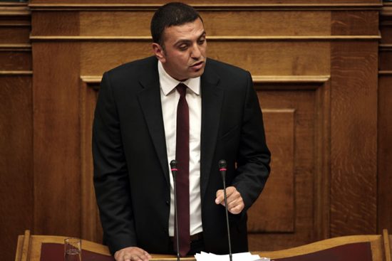 Αντικαπνιστικός νόμος: Την ανηφόρα τραβούν τα πρόστιμα με νέα απόφαση – Από 100 έως 10 χιλ. ευρώ