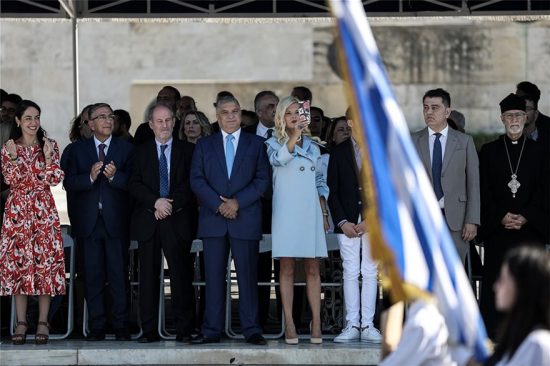 Στα γαλάζια η Μαρίνα Πατούλη στην παρέλαση της 28ης Οκτωβρίου