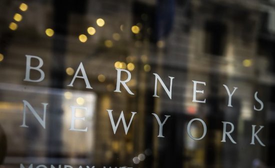 Το ιστορικό Barneys της Ν. Υόρκης πωλήθηκε «κομμάτι-κομμάτι» έναντι 271,4 εκατ. δολαρίων