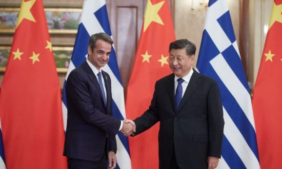 Τι φέρνει η κινεζική απόβαση σε οικονομία και τράπεζες