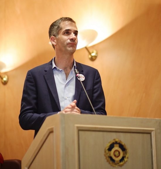 Μπακογιάννης: Οι πόλεις έχουν μέλλον μόνον όταν τις αγαπήσουν τα παιδιά και οι νέοι