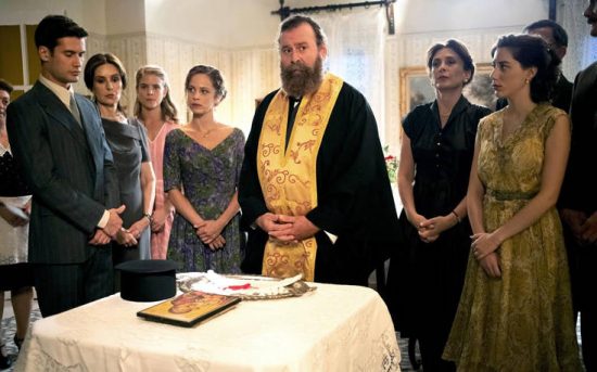 «Άγριες Μέλισσες»: Πού θα οδηγήσει το παράτολμο βήμα της Λενιώς; (video)