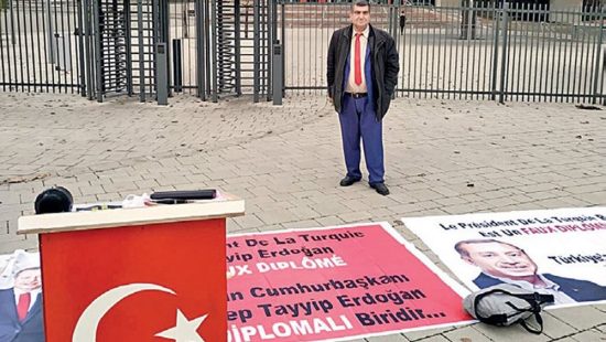 Τουρκία: Πολίτες ζητούν να δικαστεί ο Ερντογάν επειδή δεν έχει πτυχίο
