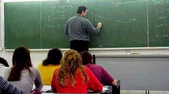 Επιστρέφουν οι καθηγητές σήμερα στα σχολεία-Με στάση εργασίας αντιδρά η ΟΛΜΕ