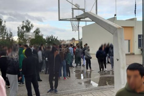Άλιμος: Μαθητής Γυμνασίου απείλησε καθηγήτρια – Συνελήφθησαν ο ίδιος και ο πατέρας του