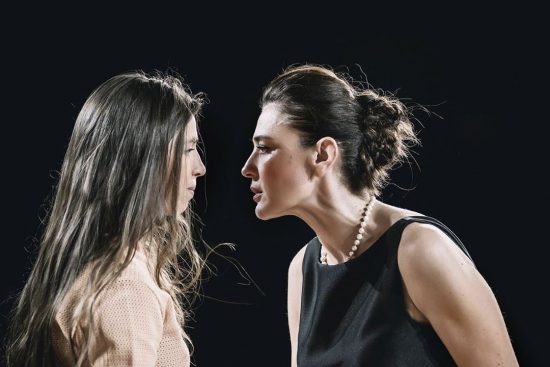 Μαρία Ναυπλιώτου: Με Zeus+Δione στην τελετή απονομής των Θεατρικών Βραβείων