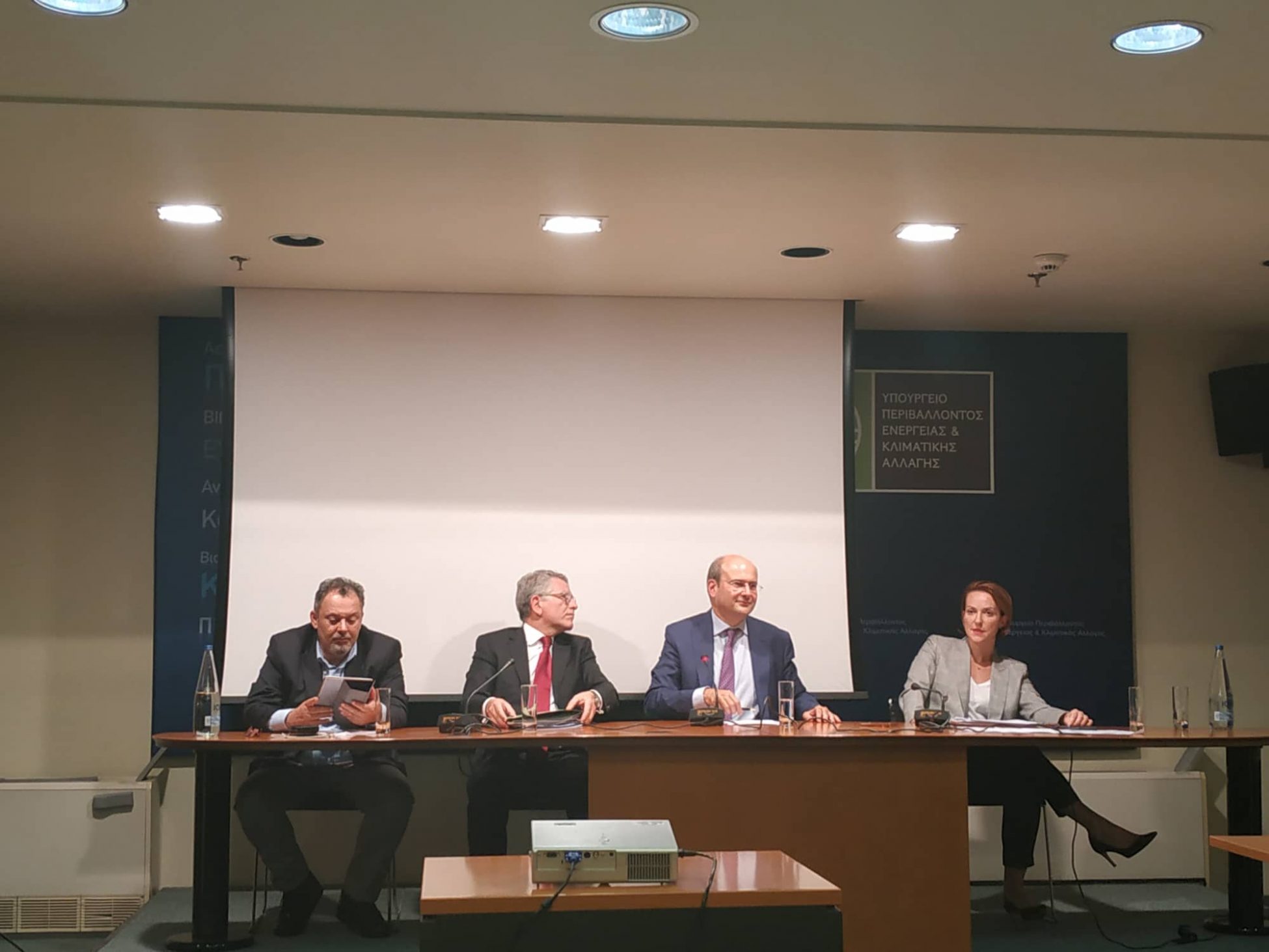 Απολιγνιτοποίηση: Πού θα απασχοληθούν αύριο όσοι σήμερα απασχολούνται στο λιγνίτη