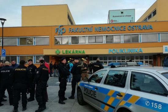 Πυροβολισμοί σε νοσοκομείο στην Τσεχία με έξι νεκρούς – Αυτοκτόνησε ο δράστης