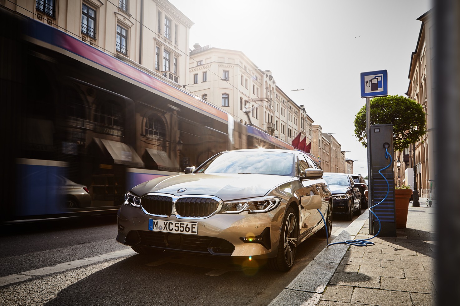 BMW: 500.000 ηλεκτροκίνητα οχήματα στο δρόμο