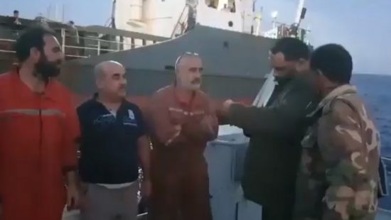 Κλιμακώνεται η ένταση στη Λιβύη: Οι δυνάμεις του Χαφτάρ συνέλαβαν Τούρκους ναυτικούς