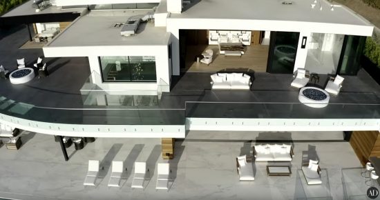 Architectural Digest: Μια πολυτελής έπαυλη στο Μπέβερλι Χιλς με θέα που κόβει την ανάσα