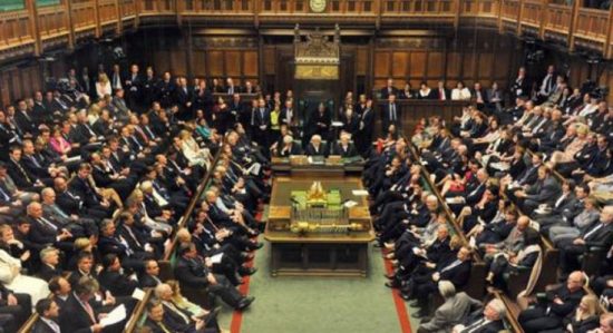 Βρετανία: Οι βουλευτές αναμένεται σήμερα να εγκρίνουν τη συμφωνία για το Brexit