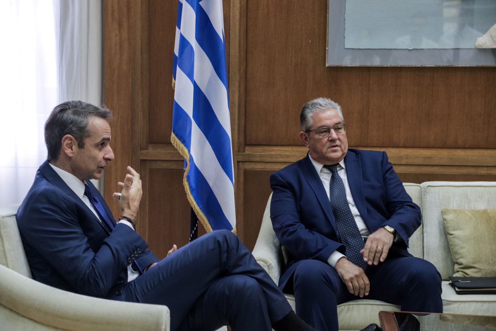 Με τον Δ.Κουτσούμπα το τελευταίο ραντεβού Μητσοτάκη με τους πολιτικούς αρχηγούς