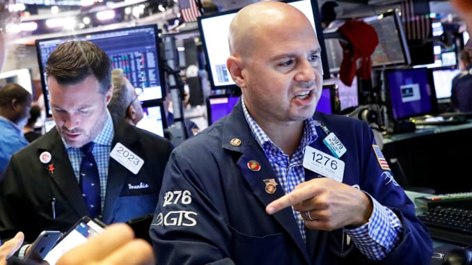 Ανοδικά η Wall Street, κόντρα στο βαρύ κλίμα για τον πόλεμο στην Ουκρανία – Eκτοξεύθηκε στο +3,34% ο Nasdaq!