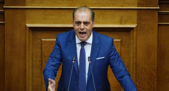 Το απόγευμα συνεδριάζει η Ελληνική Λύση για Σακελλαροπούλου – Ενδοιασμοί από Βελόπουλο