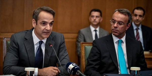 Προς αναθεώρηση του στόχου για την ανάπτυξη φέτος μετά το άλμα 16,2% στο δεύτερο τρίμηνο