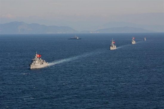 Τουρκία: Στέλνει φρεγάτες ανοιχτά της Λιβύης λίγο πριν την Διάσκεψη στο Βερολίνο
