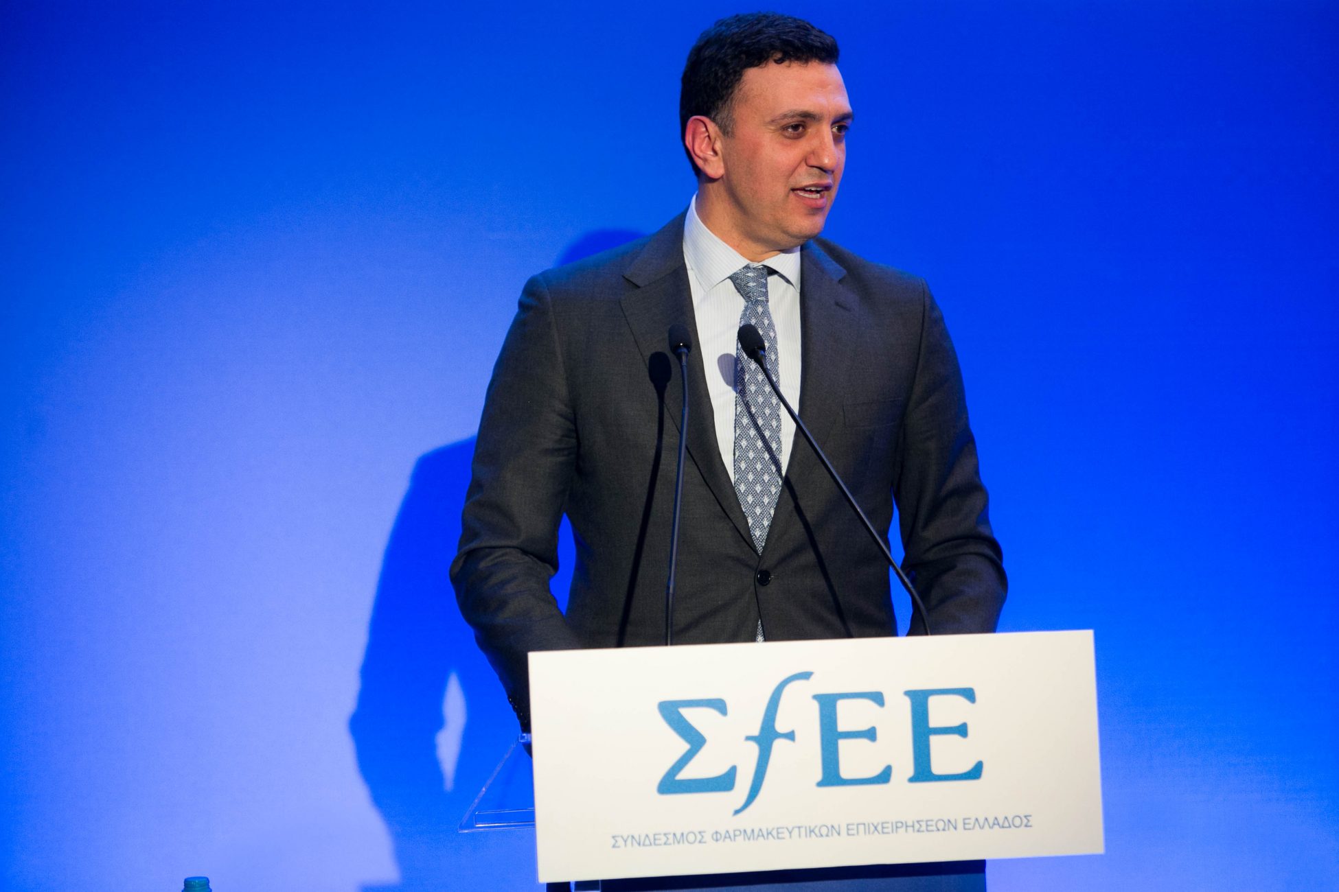 Β. Κικίλιας: Τριετές μνημόνιο συνεργασίας με τη φαρμακοβιομηχανία