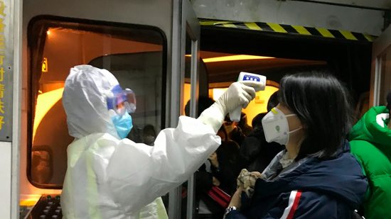 Ένα δεύτερο κύμα του Covid-19 προκαλεί ήδη ανησυχία. Όλα τα ενδεχόμενα