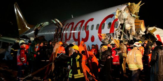 Αεροπορικό δυστύχημα στην Κωνσταντινούπολη: Ούρλιαζαν πανικόβλητοι οι επιβάτες – Εικόνες σοκ