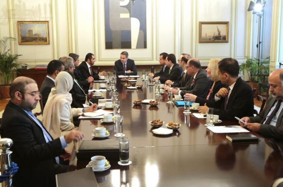 Ήρθαν οι Άραβες: Συνάντηση Μητσοτάκη με τον υπουργό Επικρατείας των Ηνωμένων Αραβικών Εμιράτων