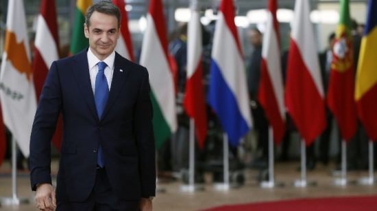 Κυβερνητικές πηγές: Η Ελλάδα επιστρέφει στην καρδιά της Ευρώπης και συνομιλεί με τους «μεγάλους παίκτες»