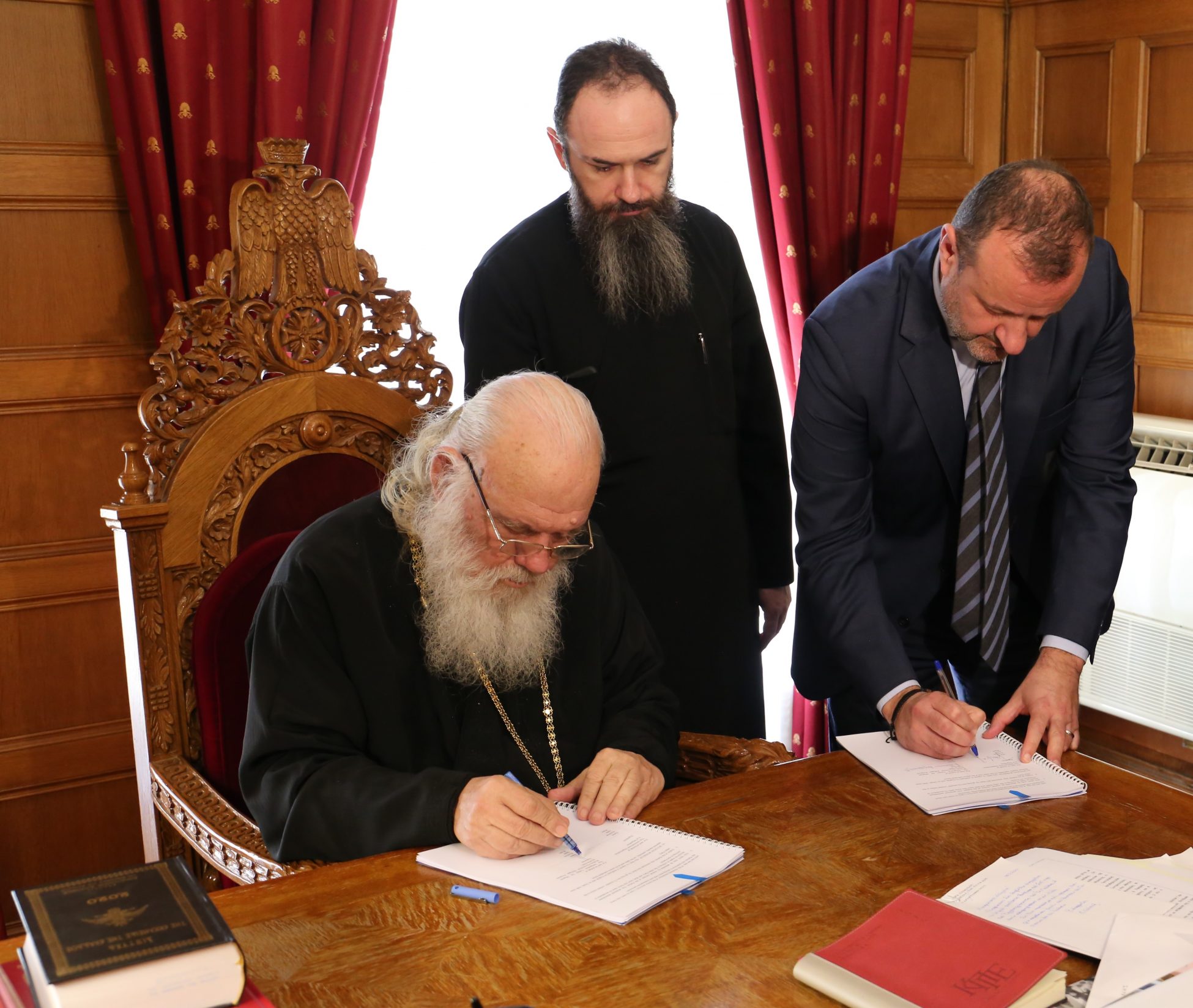 Μνημόνιο συνεργασίας μεταξύ της Εκκλησίας και του Διεθνή Οργανισμού Μετανάστευσης για τους ασυνόδευτους ανήλικους