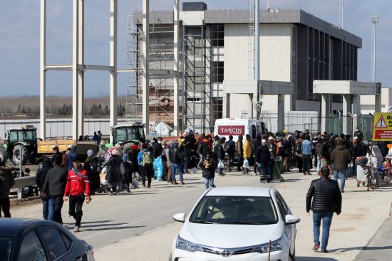 Ρωσία: Η Τουρκία επιχειρεί να εξωθήσει 130.000 μετανάστες στην Ελλάδα, τα 2/3 δεν είναι Σύροι