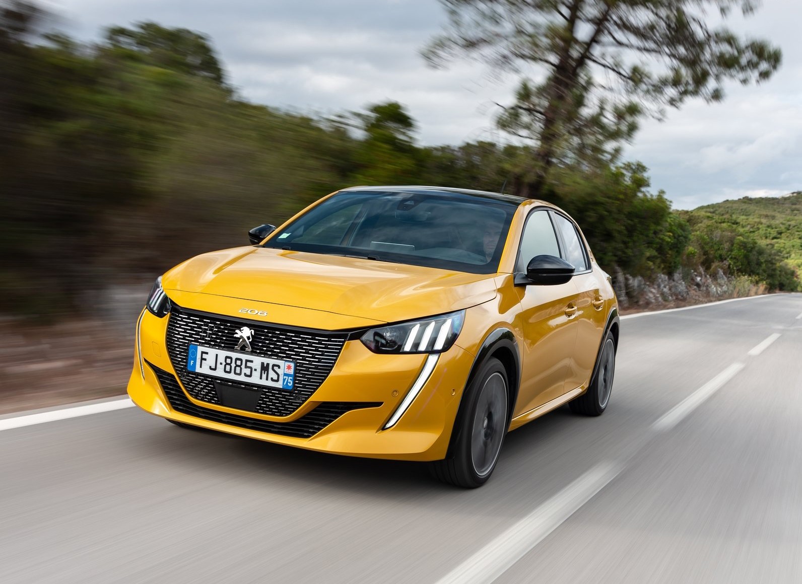 Αυτοκίνητο της χρονιάς το Peugeot 208!