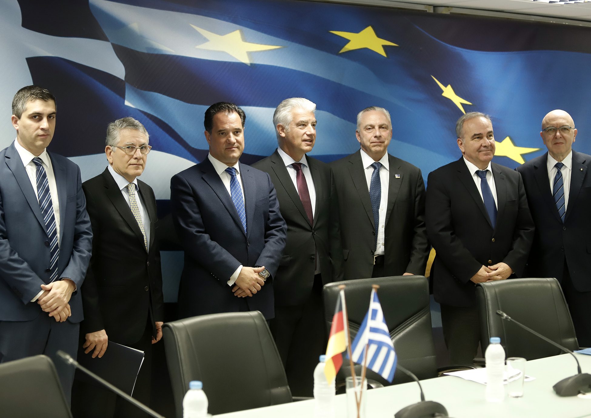 Τι θα παρουσιάσουν Μυτιληναίος, Περιστέρης και Sunlight στο φόρουμ του Βερολίνου