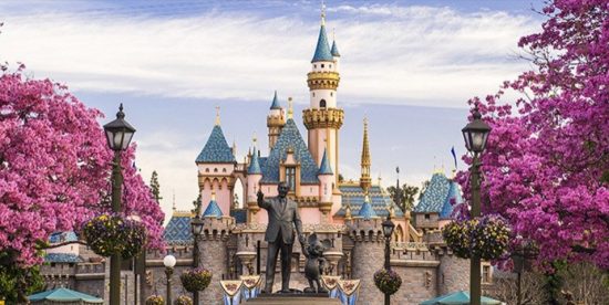 Walt Disney: Κλείνουν τα θεματικά πάρκα στην Καλιφόρνια λόγω κορονοϊού