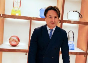 Hermès: Κλείνει τις μονάδες παραγωγής στη Γαλλία, εκτός από εκείνη των αρώματων