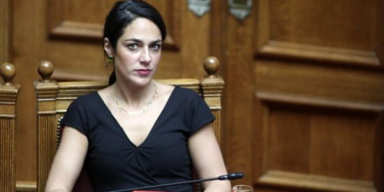 Υποχρεωτική η φοίτηση των παιδιών σε σχολείο για την λήψη προνοιακών επιδομάτων