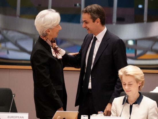 Κυβερνητικές πηγές: Με τηλεφώνημα Μητσοτάκη στην Λαγκάρντ η ένταξη στο QE