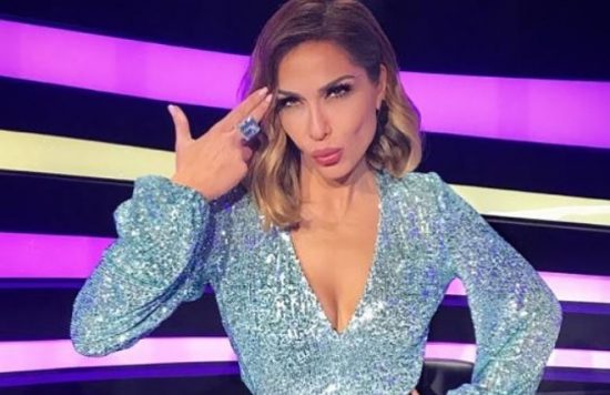 Δέσποινα Βανδή σε σχόλιο follower της: «Μη λες ανακρίβειες»