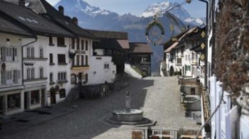 Ελβετία: Στους 235 οι νεκροί – 13.213 συνολικά τα κρούσματα