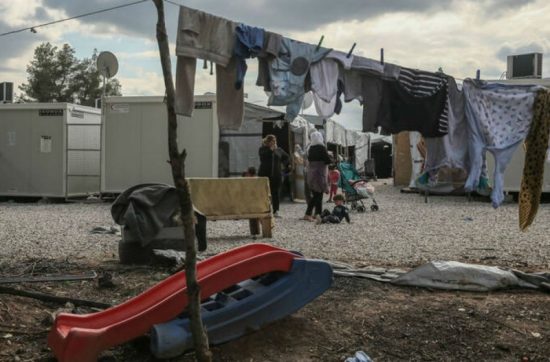 Ριτσώνα: Εντοπίστηκαν οι μετανάστες που έσπασαν την καραντίνα και έφυγαν από τη δομή