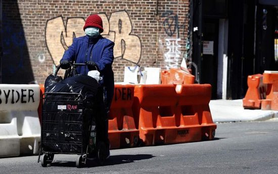 ΗΠΑ: Φόβος για 1,5 εκατ. άστεγες οικογένειες λόγω κορονοϊου
