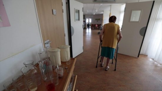 Συναγερμός στη Νέα Μάκρη: Θετικά 12 άτομα στο γηροκομείο