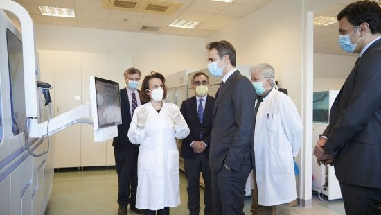 Το Εθνικό Κέντρο Αιμοδοσίας επισκέφθηκε ο Κυριάκος Μητσοτάκης