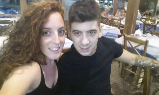 Η Σπυριδούλα Καραμπουτάκη απαντάει στις φήμες περί χωρισμού με τον αρραβωνιαστικό της