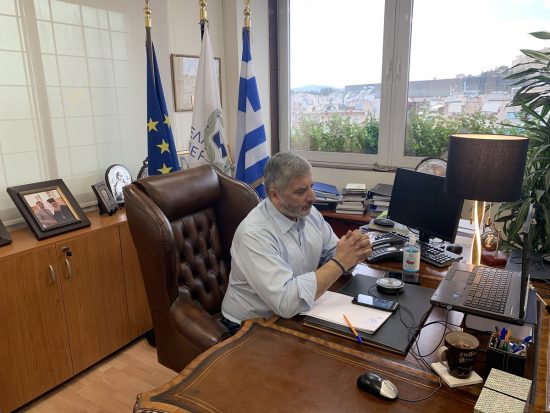 Ενημέρωση από τους υπεύθυνους για τα μέτρα ασφάλειας στις κλινικές στο Περιστέρι και την Γλυφάδα ζητάει ο ΙΣΑ