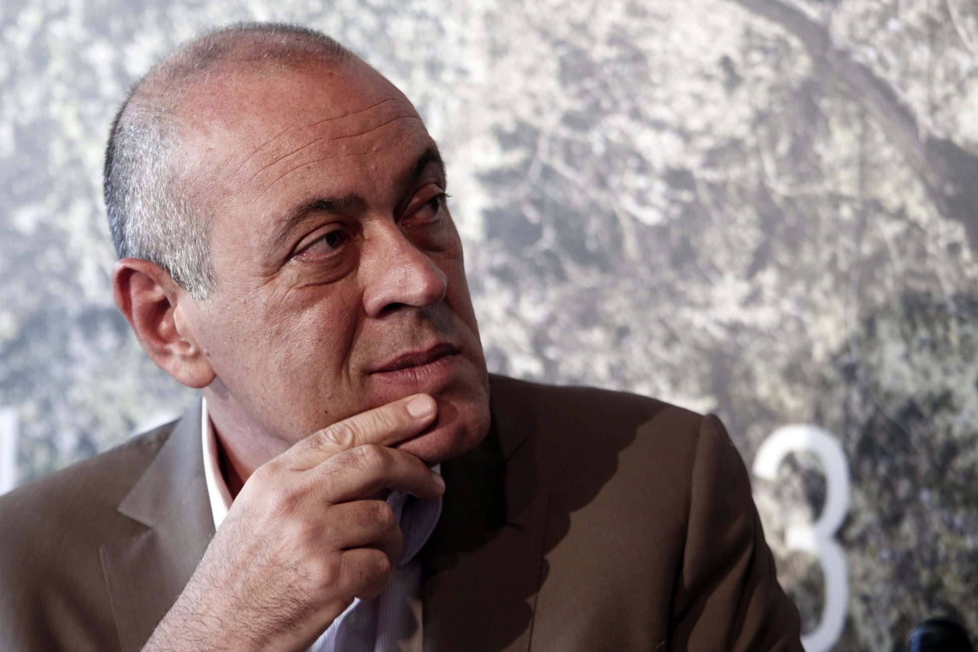 Ο ιδρυτής του ΝΕΟΝ δηλώνει «ηλεκτρονικά» παρών