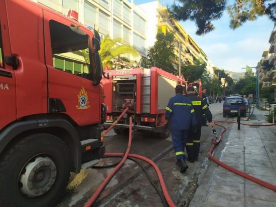Φωτιά στον Χολαργό – Επιχείρηση κατάσβεσης από την Πυροσβεστική