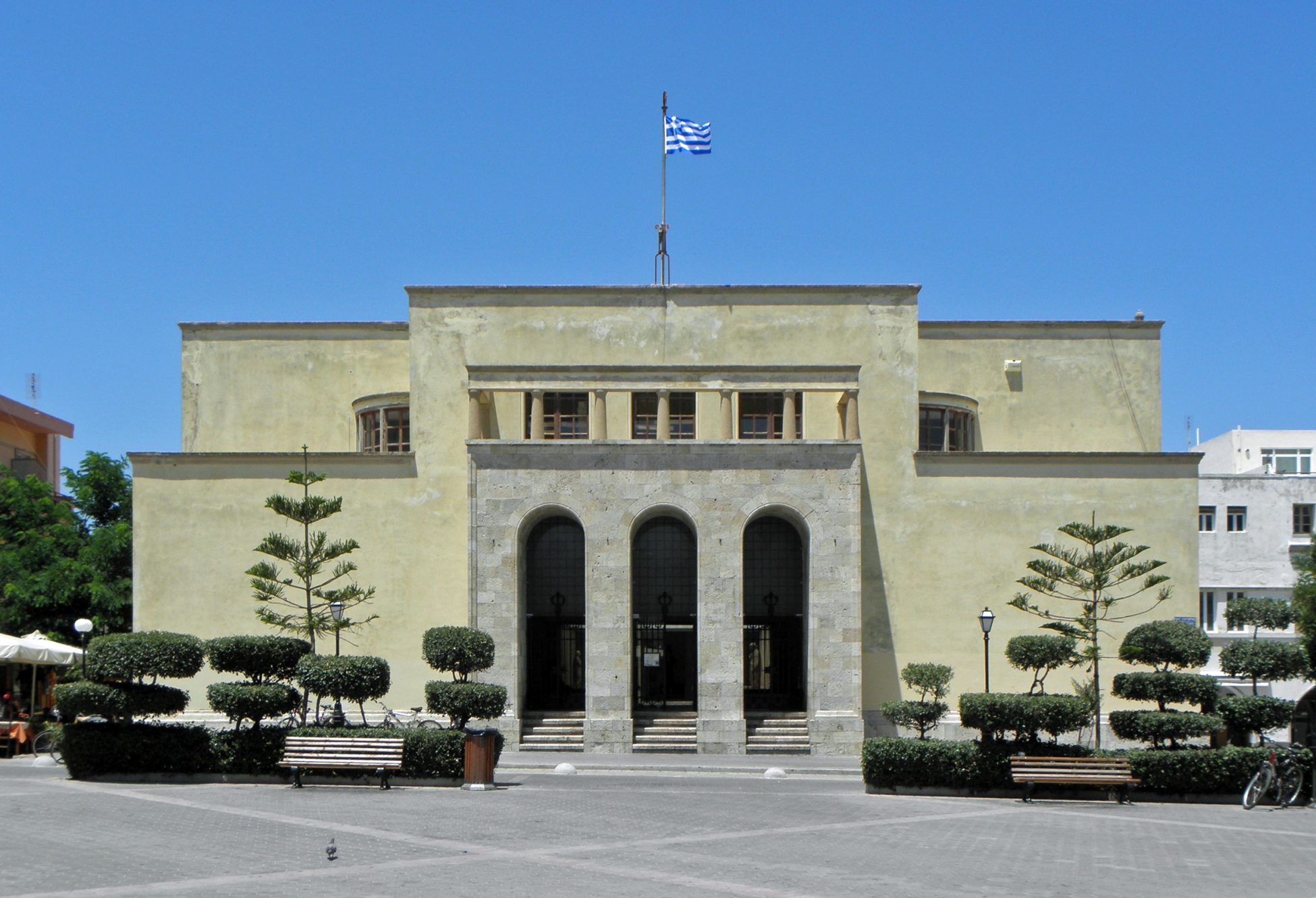 Έχουν τα κτήρια πολιτικές πεποιθήσεις; Αρχιτεκτονική και δημοκρατία από το Ίδρυμα της Βουλής και το Πολυτεχνείο Κρήτης